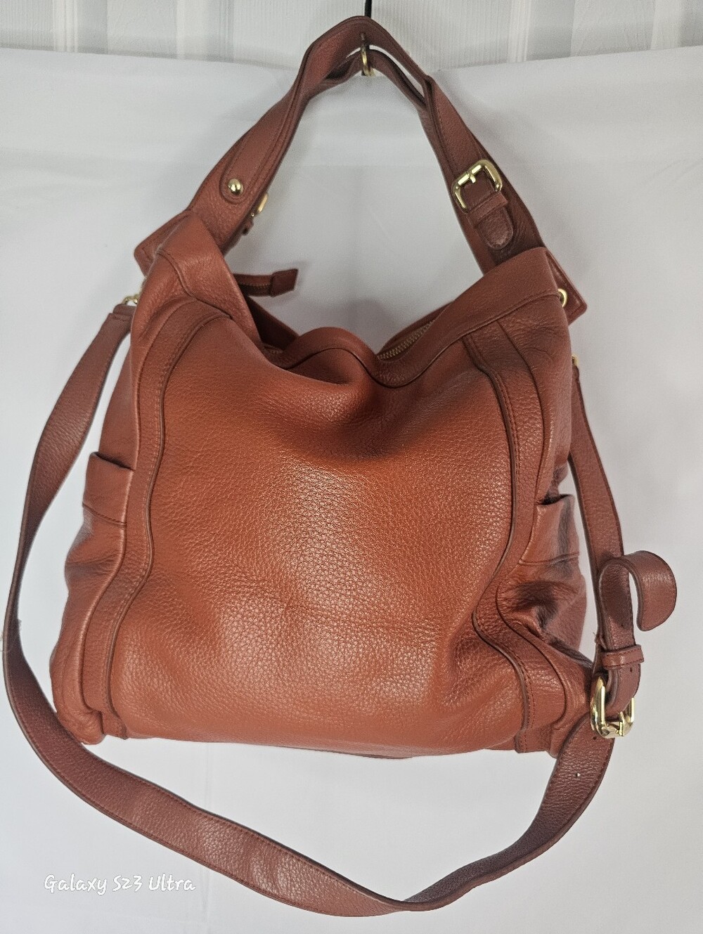 Women's Leather Hobo Bag in Cognac Brown